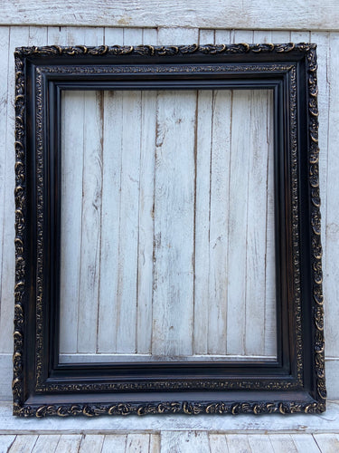 Vintage style Black wood picture frame with gold accents., antique style, ornate frame,distressed black, canvas frame,oil painging frame